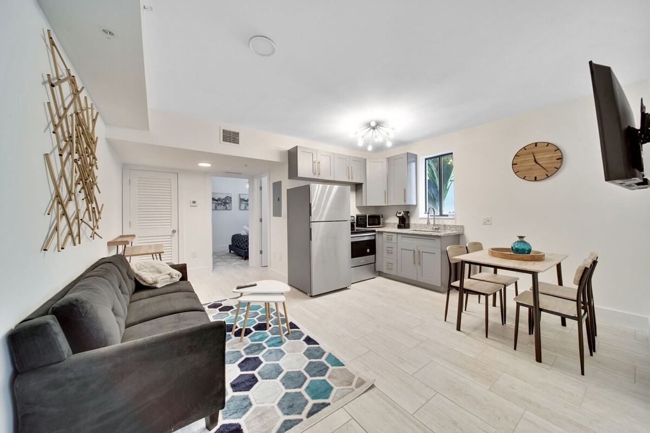 1317 Sw 22nd Ave #1388876P - Photo 2 of 11