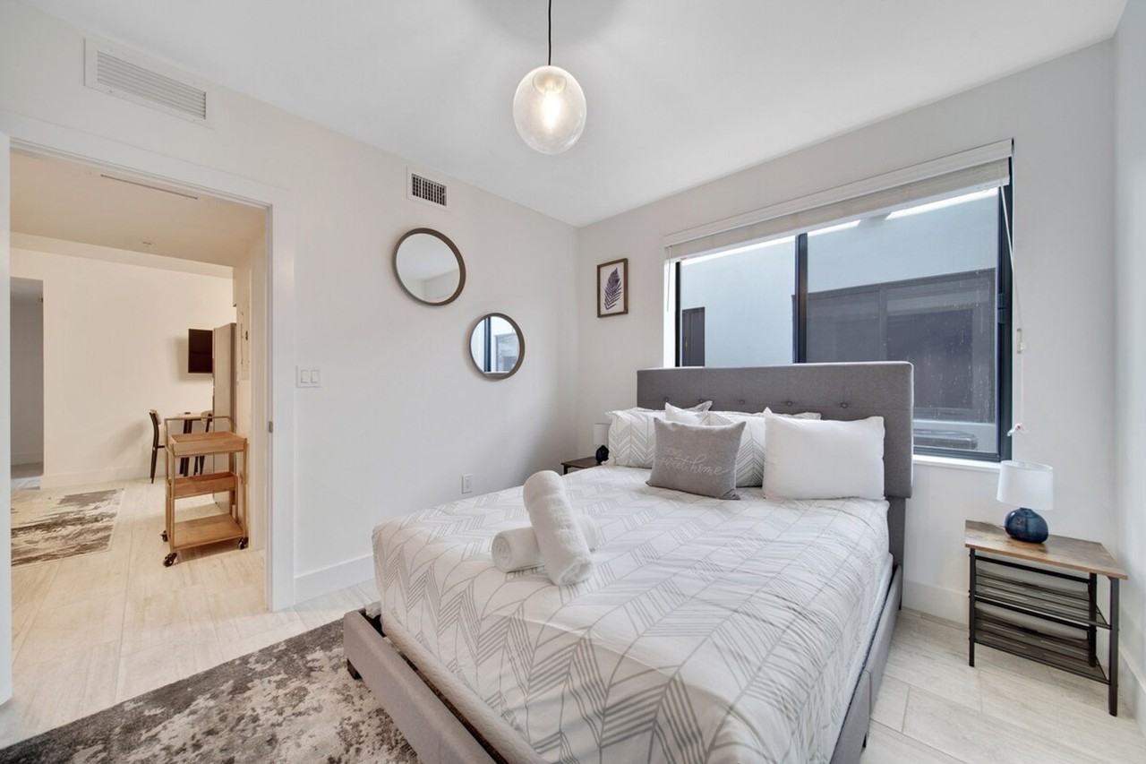 1432 Sw 22nd Ave #1388875P - Photo 6 of 15