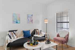 featured image of 875 W Pecos Rd