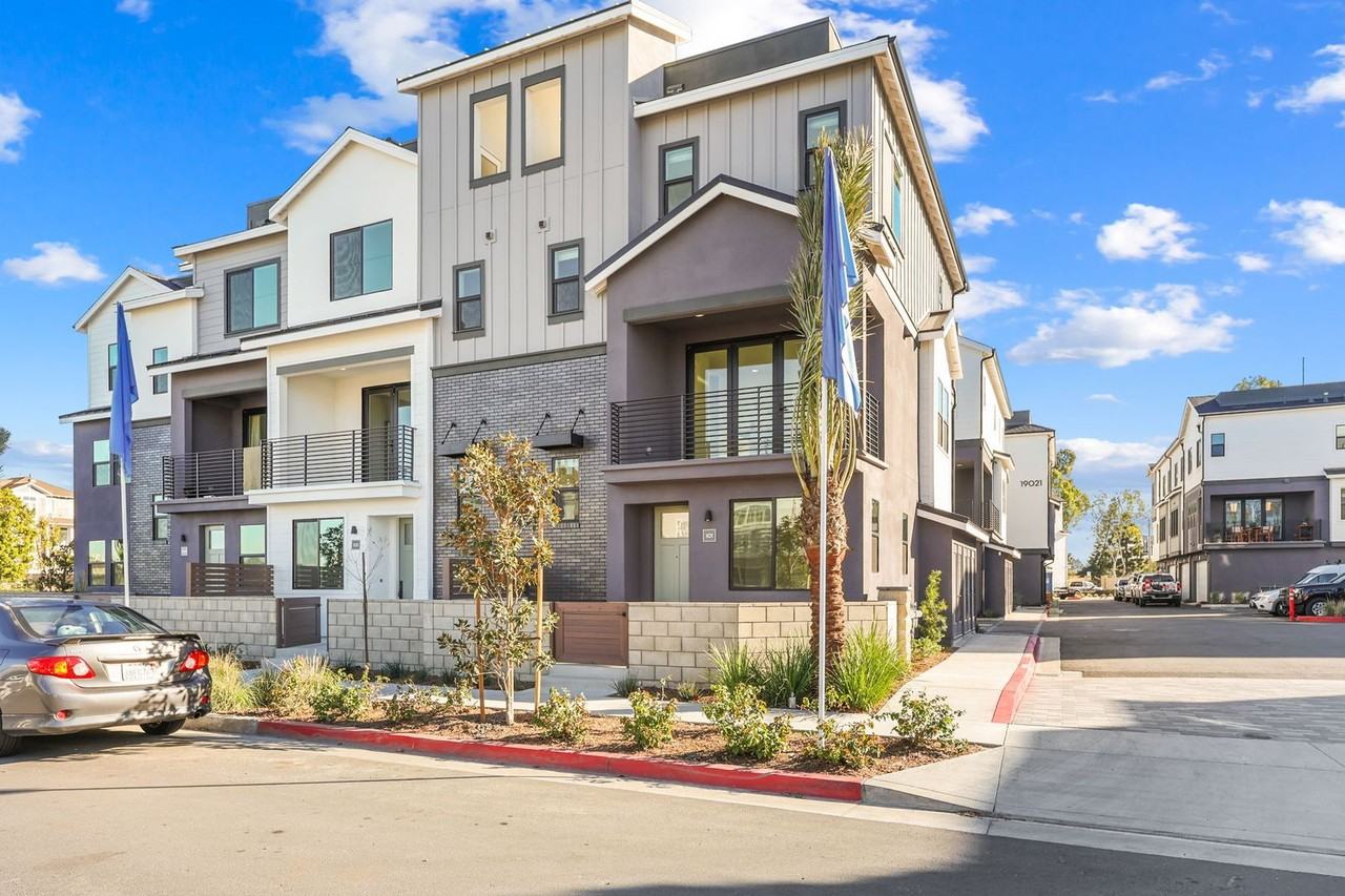 19011 Main St #101 - Photo 7 of 36