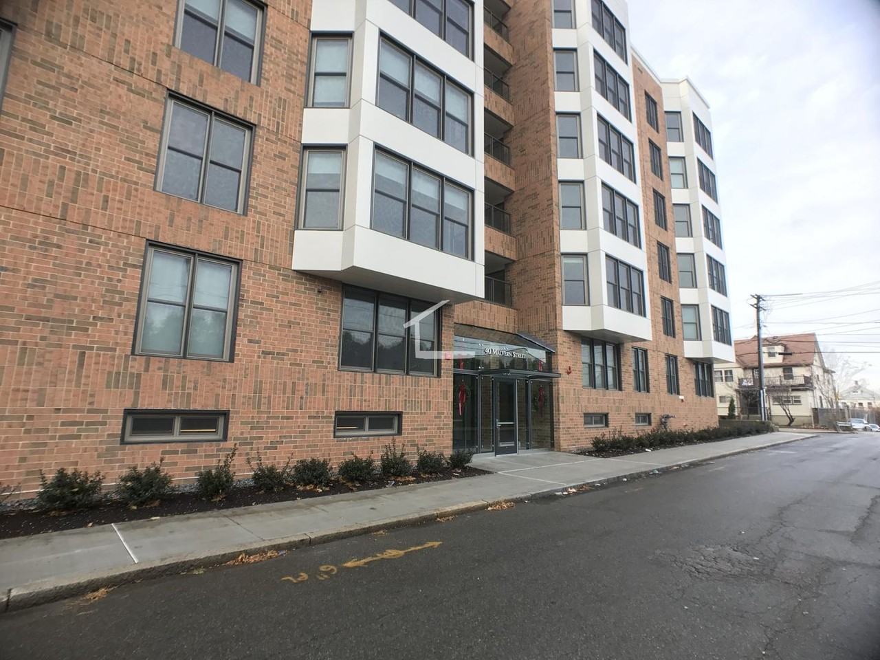 41 Malvern St - Photo 2 of 13