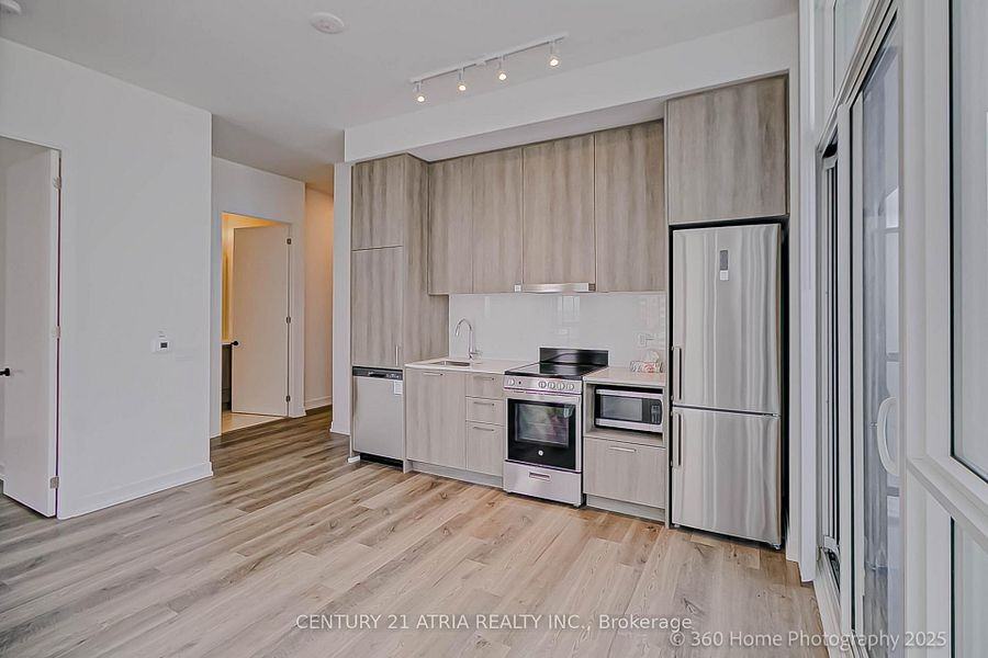 195 Commerce Street #2115 - Photo 7 of 15