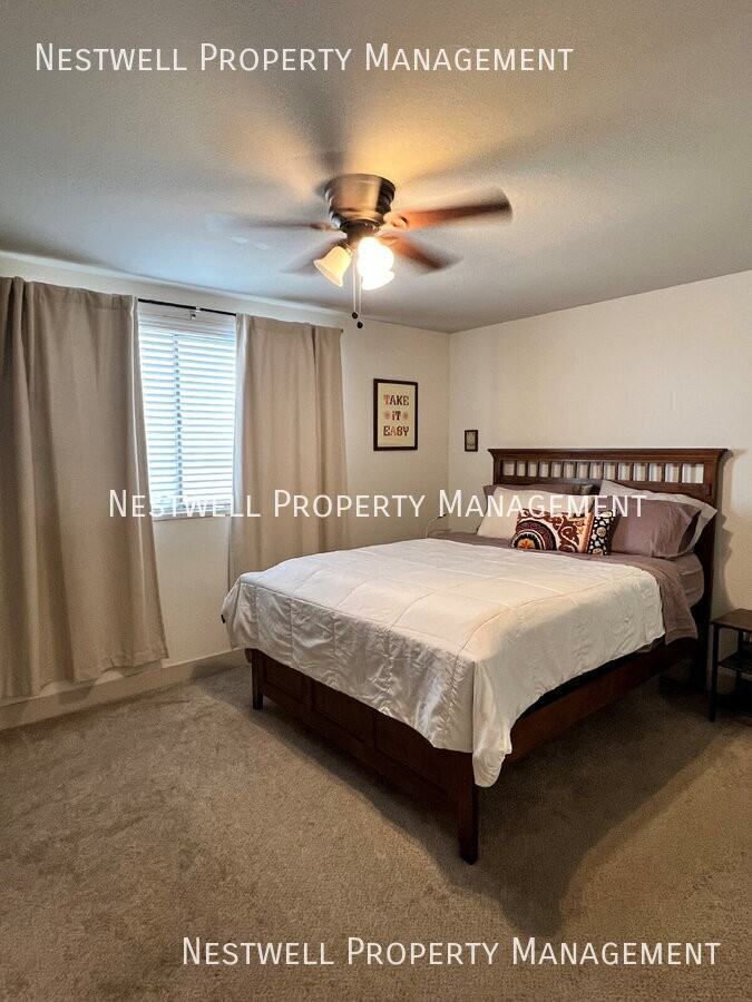 925 E Creekhill Ln #11 - Photo 6 of 24