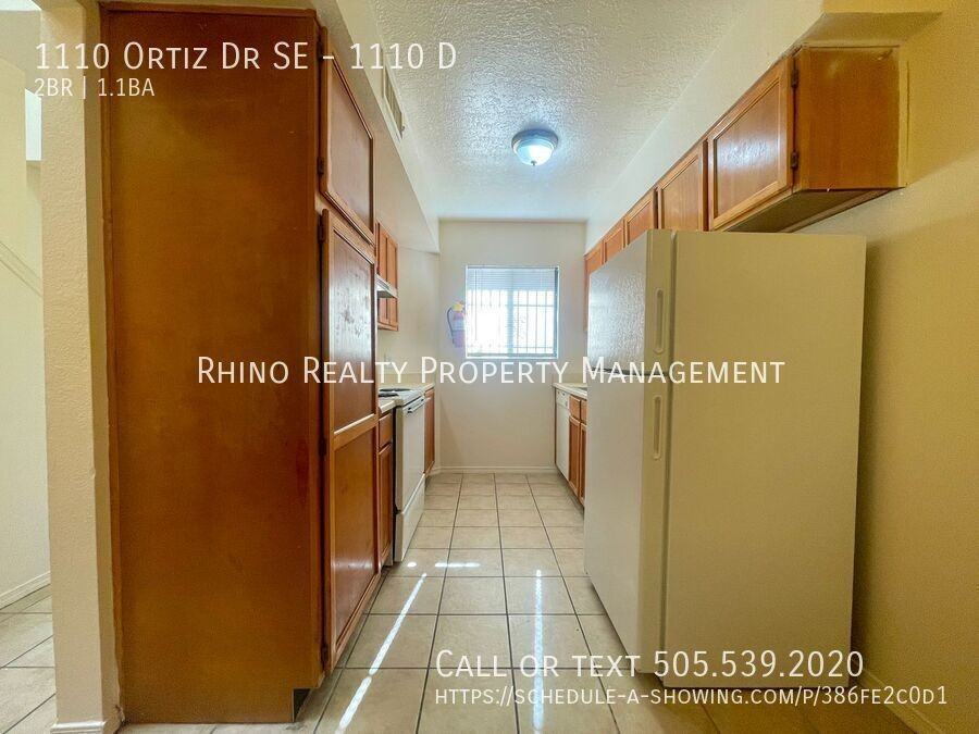1110 Ortiz Dr Se #1110D - Photo 4 of 12