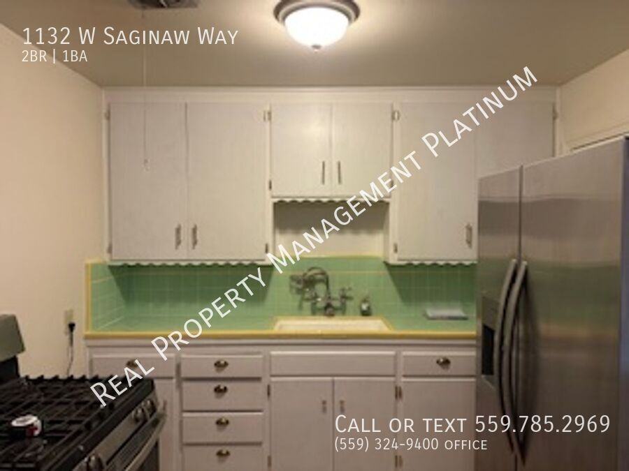 1132 W Saginaw Way - Photo 2 of 11