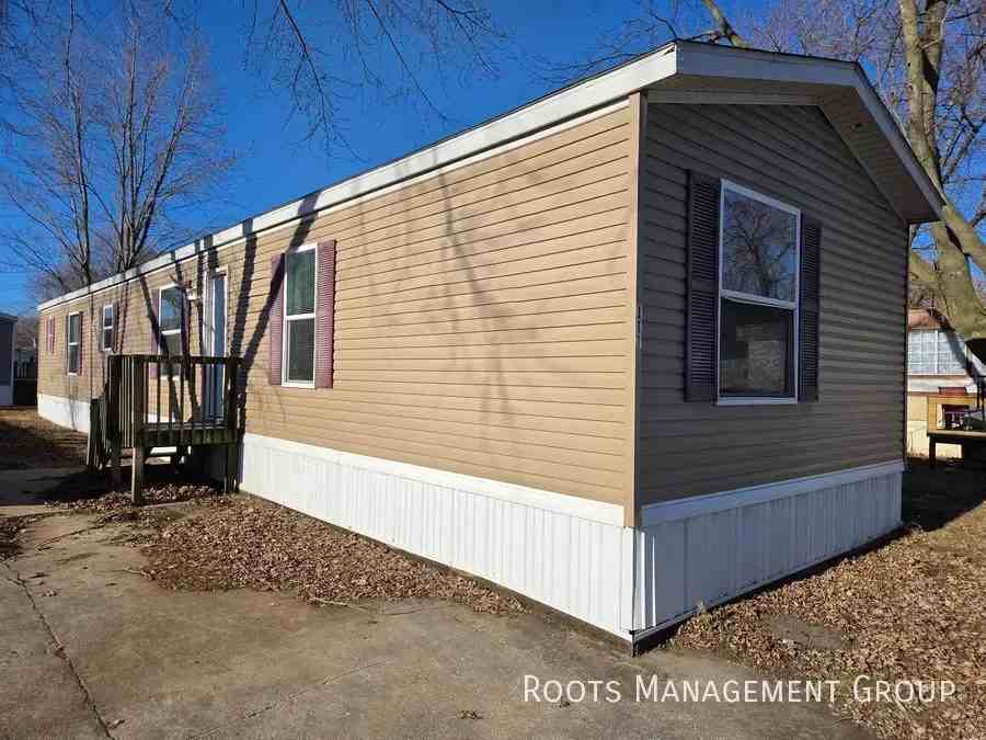 111 Vermillion Est #111