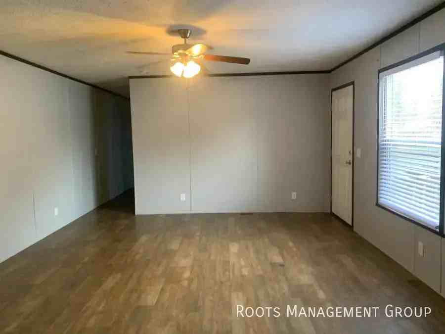 8725 Wabash Ave #101 - Photo 3 of 18