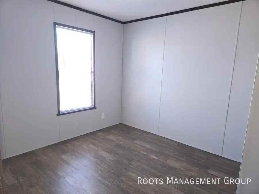 2722 Apollo Dr - Photo 7 of 13