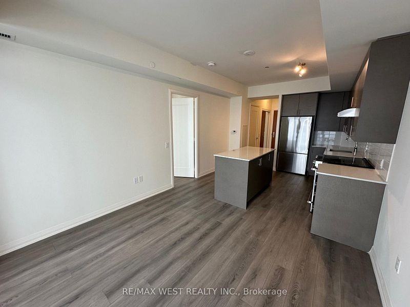 8960 Jane Street #1418 - Photo 5 of 15