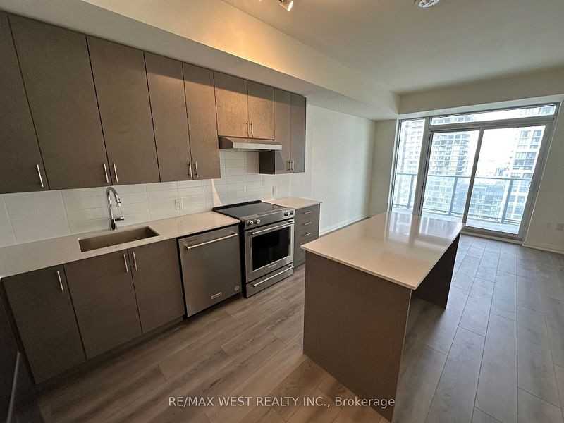 8960 Jane Street #1418 - Photo 3 of 15