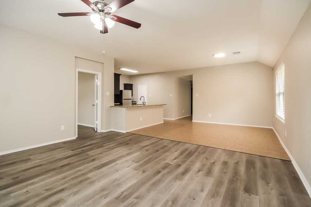 19190 Shire Horse Blvd - Photo 4 of 16