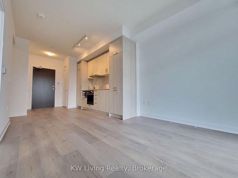 60 Honeycrisp Crescent #1512 - Photo 4 of 10