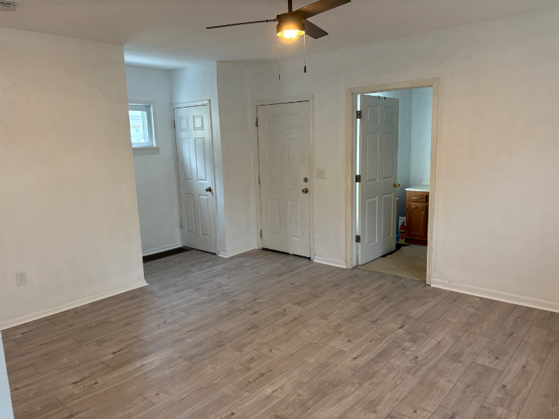 2115 Alvin St - Photo 4 of 25