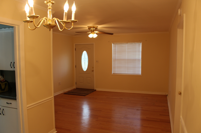 204 Meadow Ln - Photo 7 of 21