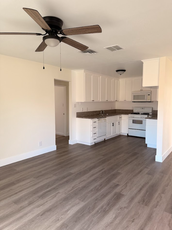 44056 Date Ave - Photo 6 of 13