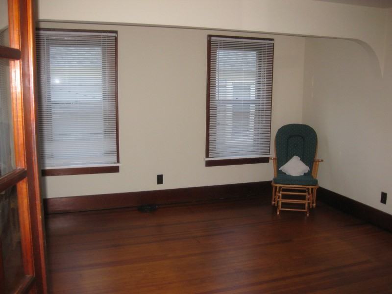 280 Easton St - Photo 3 of 13