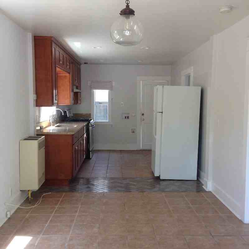 1804 Bellevue Ave - Photo 7 of 24