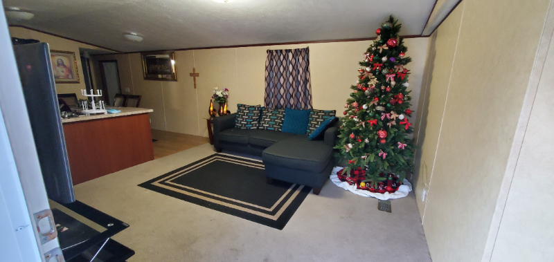 8285 Amanda St - Photo 3 of 16