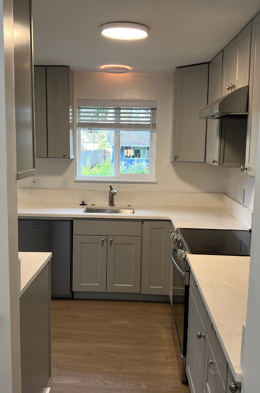 8230 Se 72nd St - Photo 3 of 17