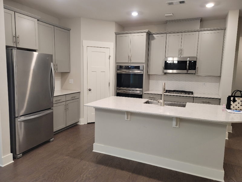 1594 Drakes Creek Rd - Photo 6 of 32