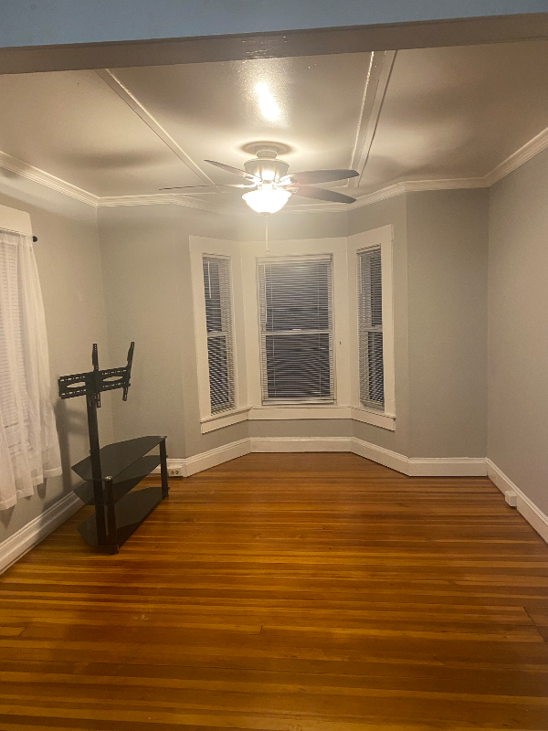 17 Bowers St #1R - Photo 6 of 15