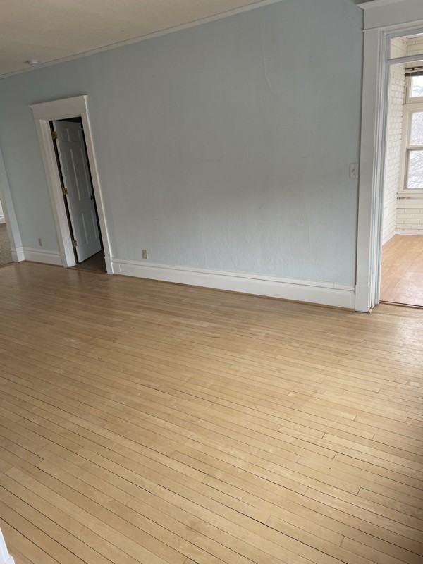 418 S 4th St #6 - Photo 4 of 13