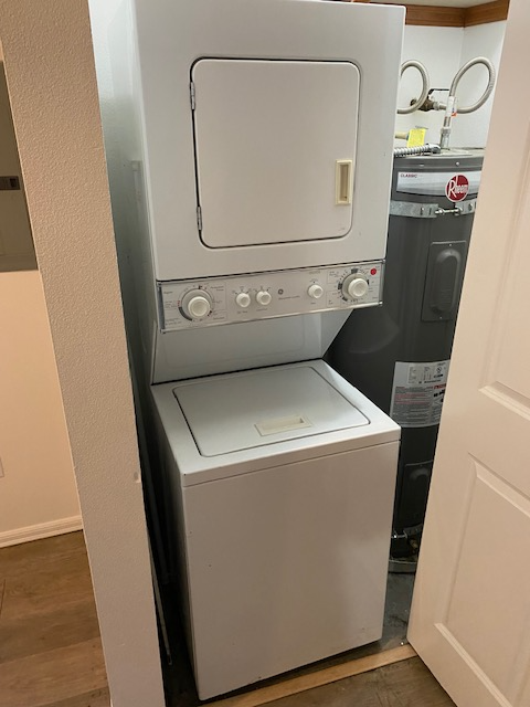 551 S Sullivan St #C - Photo 2 of 19