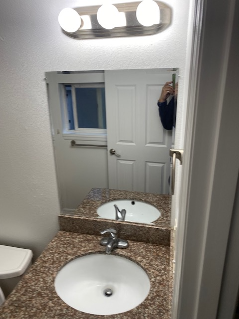 551 S Sullivan St #C - Photo 7 of 19