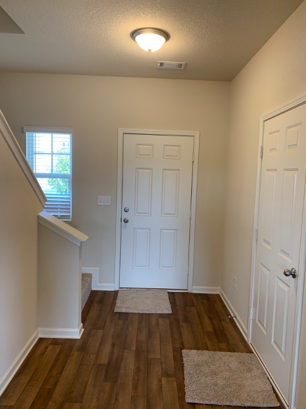 821 Independence Ave - Photo 5 of 20