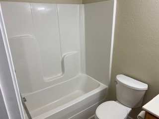 131 Saint George Ln #7 - Photo 4 of 9