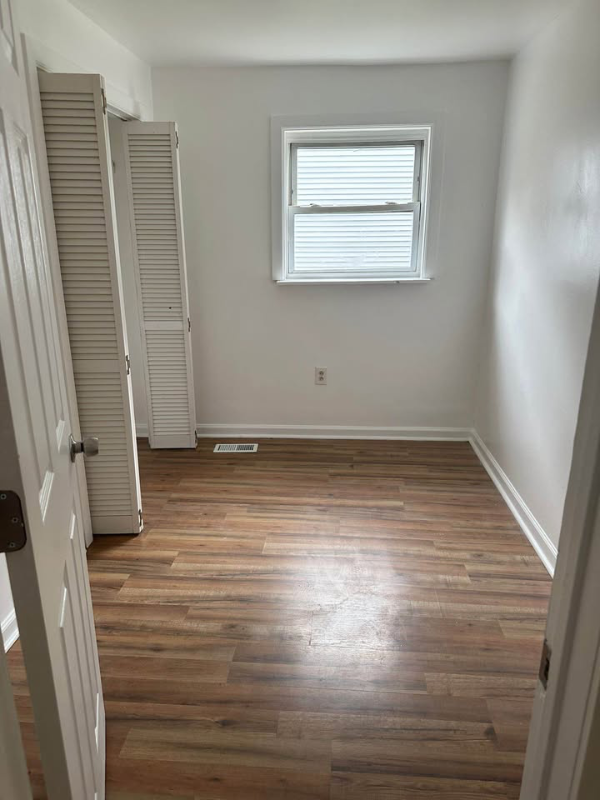 83 Carpenter St #A - Photo 4 of 12