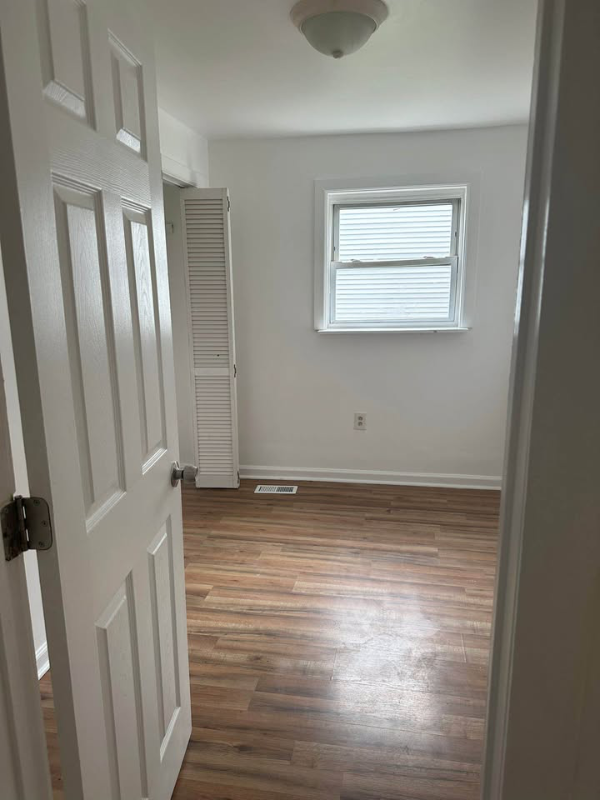 83 Carpenter St #A - Photo 5 of 12