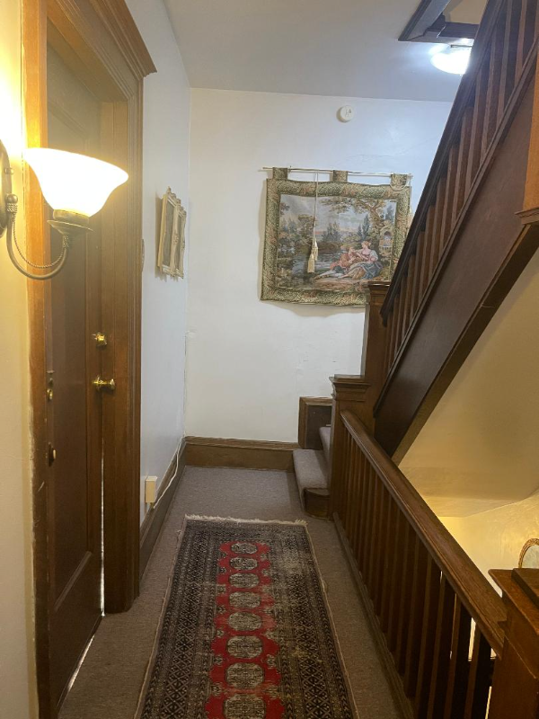 1330 Virginia St E #7 - Photo 3 of 19