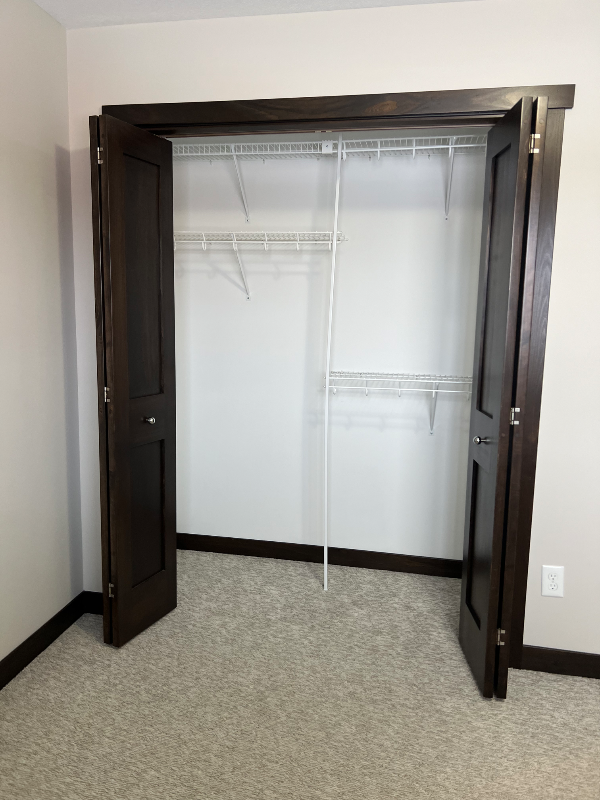 622 15th Ave Ne - Photo 7 of 16