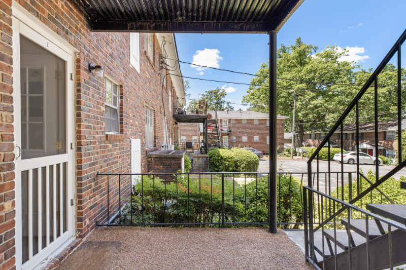 1380 Church St #G - Photo 3 of 28