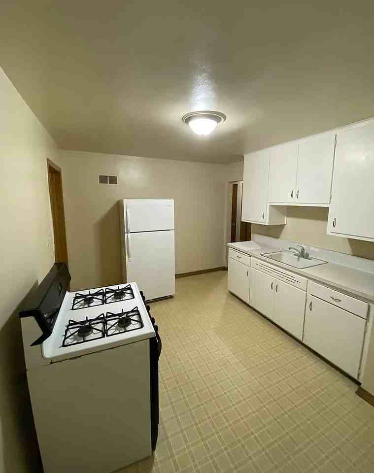 4453 W Capitol Dr #3 - Photo 3 of 20