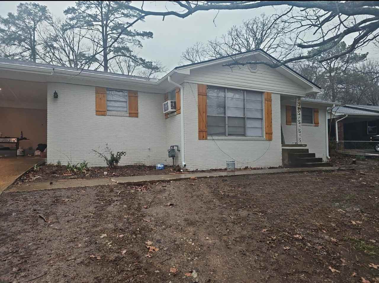 207 Patricia St - Photo 3 of 3