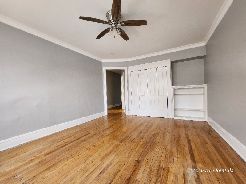 5911 W Huron St #1 - Photo 2 of 9