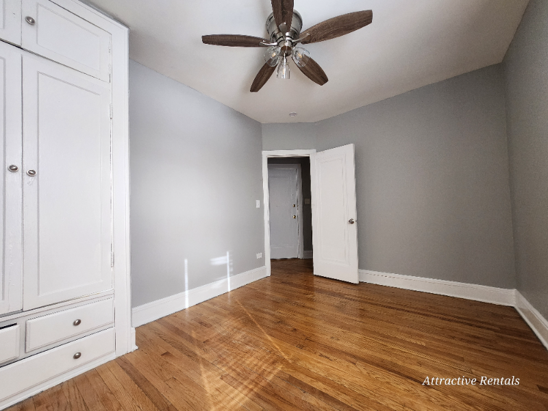 5911 W Huron St #1 - Photo 5 of 9