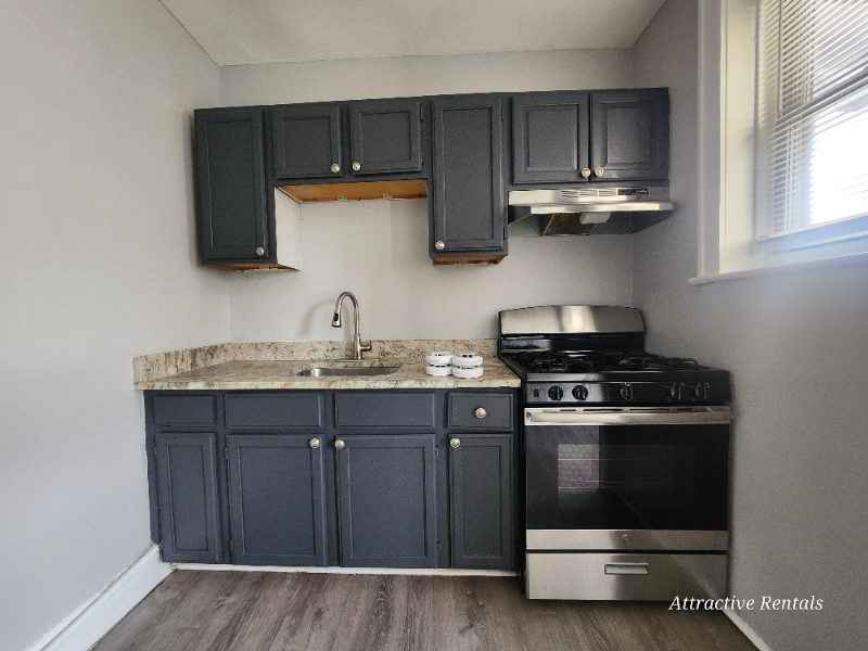 5911 W Huron St #1 - Photo 7 of 9