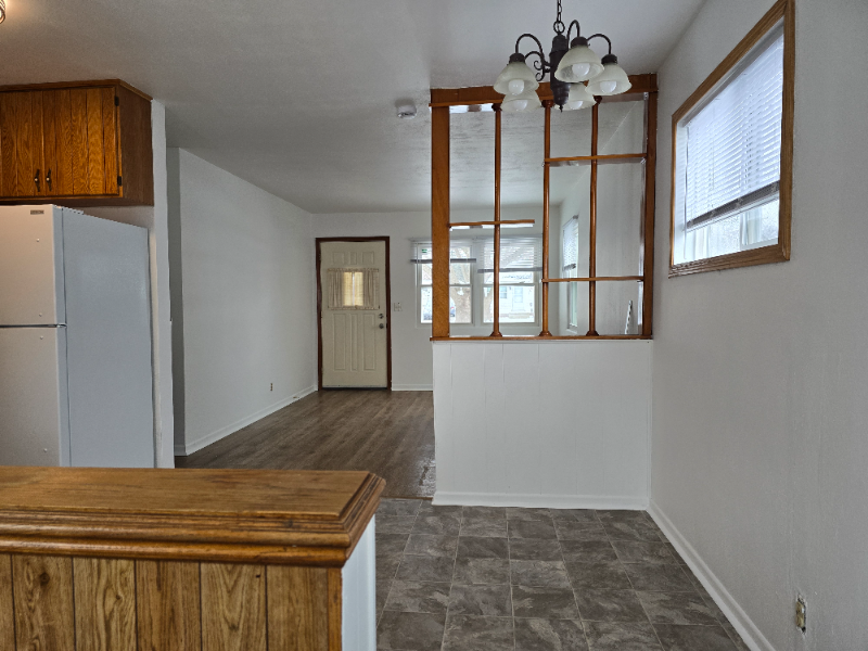 1406 S Grant Ave - Photo 6 of 19