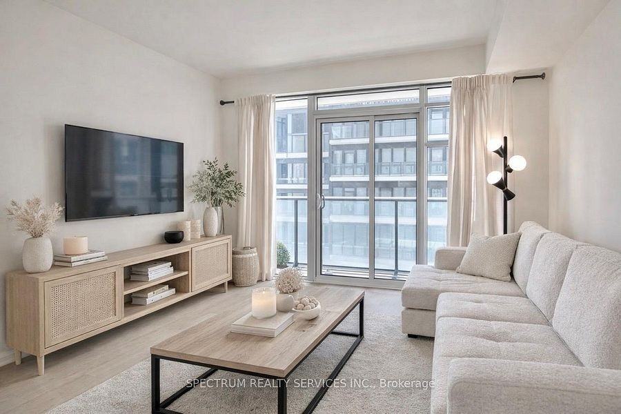 9000 Jane Street #906 - Photo 2 of 11