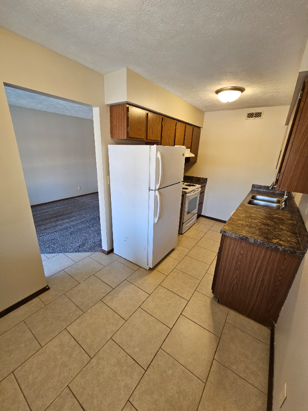 1800 Knox St - Photo 2 of 9