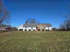 featured image of 3905 Carriage Hill Dr