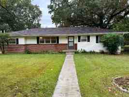 featured image of 1334 Ely Rd