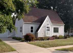 529 E Broad St - Photo 1 of 1