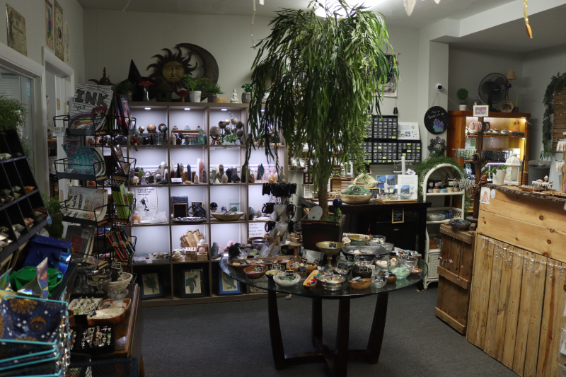 112 Baltimore St - Photo 6 of 7