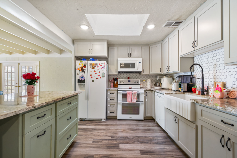 496 Ne - Photo 4 of 38