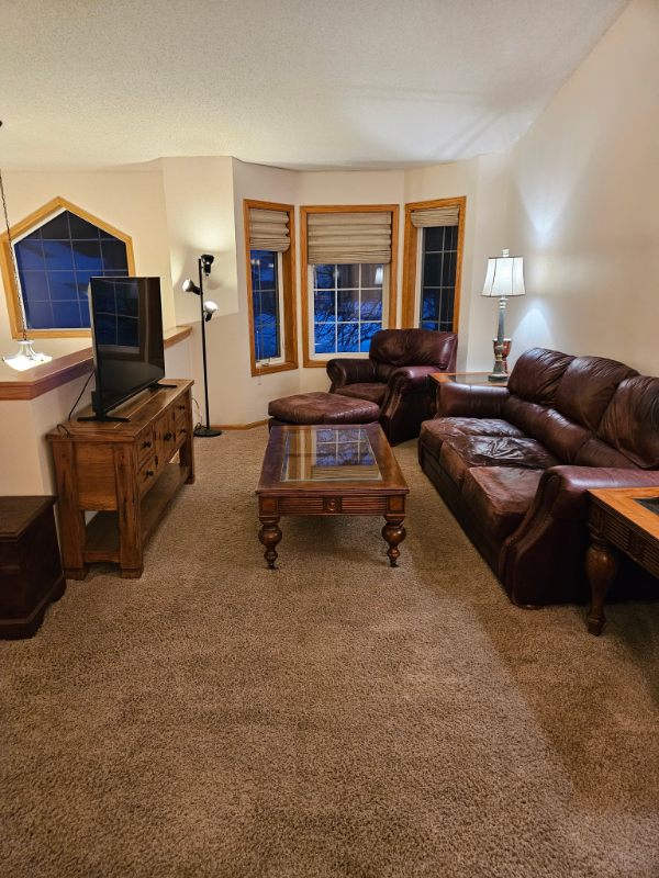 9423 Alamo Ct Ne - Photo 2 of 7