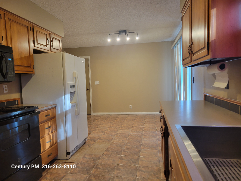 1724 N Stony Point St - Photo 7 of 22